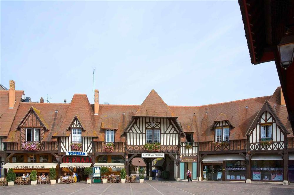 Mercure Deauville Centre Instalações foto